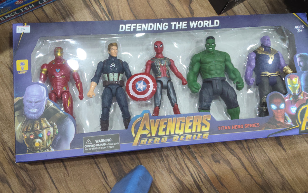 AVENGERS HERO SERISE CHARACTERS 5PCS - SMALL